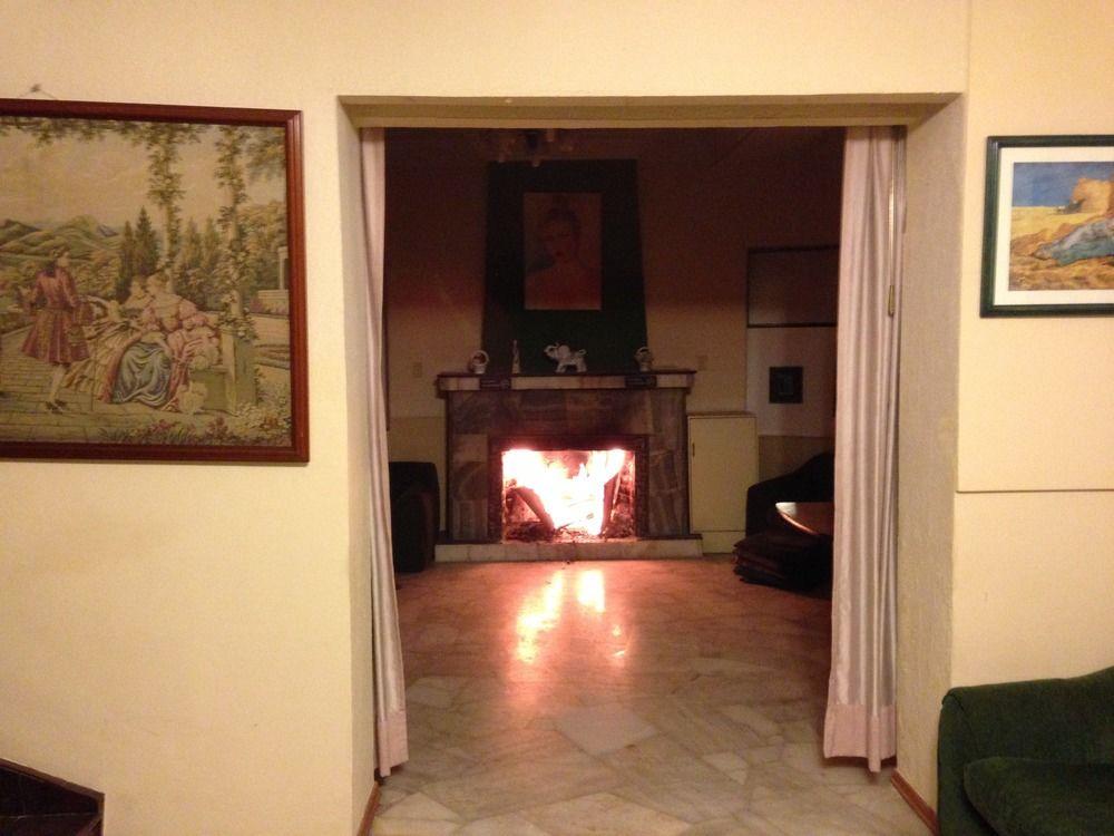 Alston Inn Hotel Quito Exterior photo