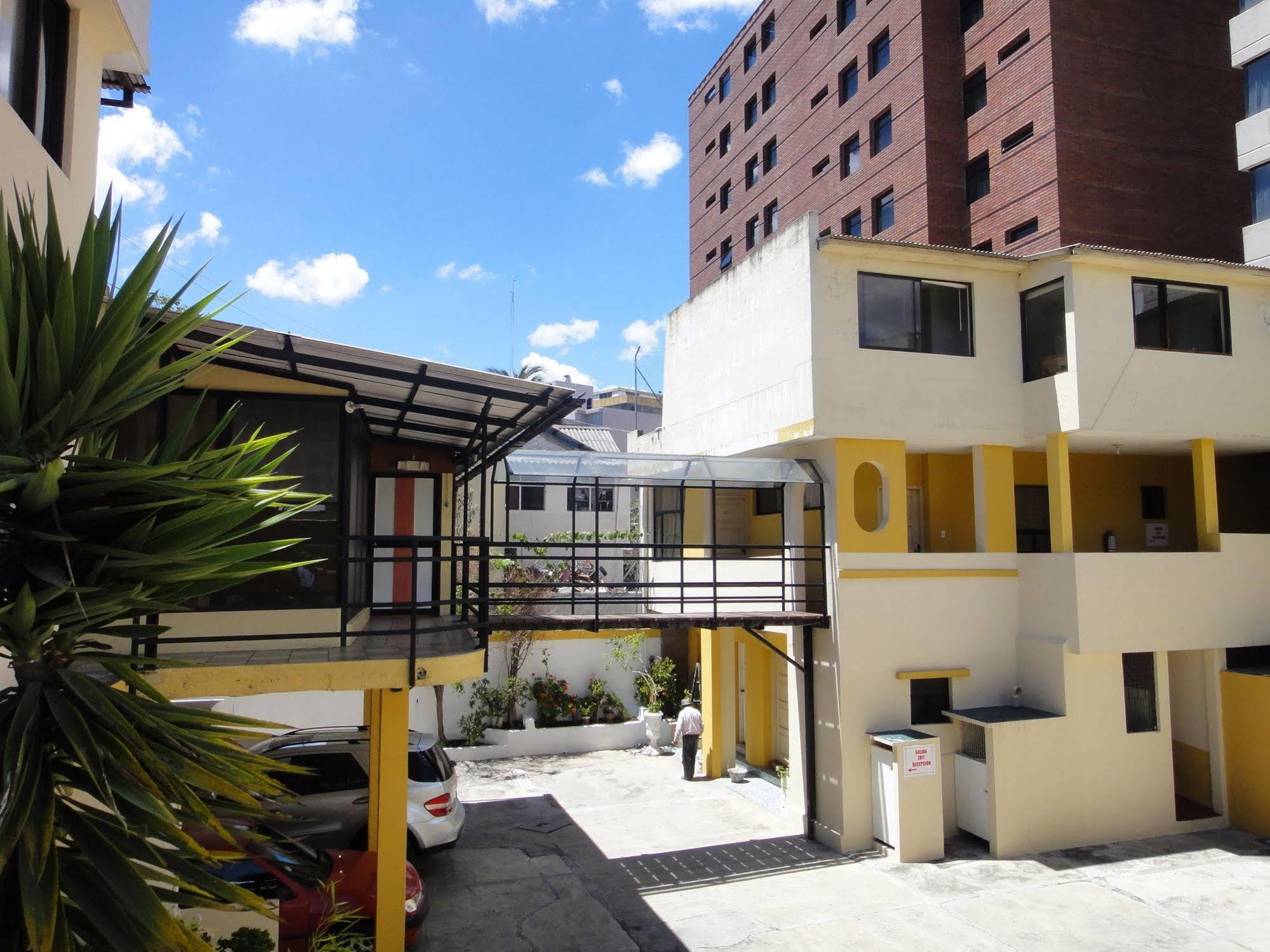 Alston Inn Hotel Quito Exterior photo